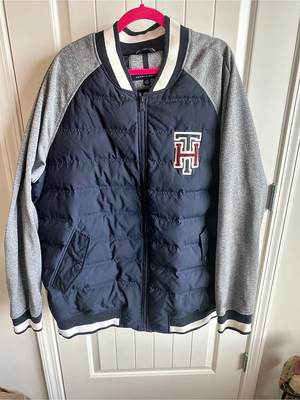 Tommy Hilfiger Logo Appliqué Water Repellent Bomber Jacket Bomber Jacket Blue &